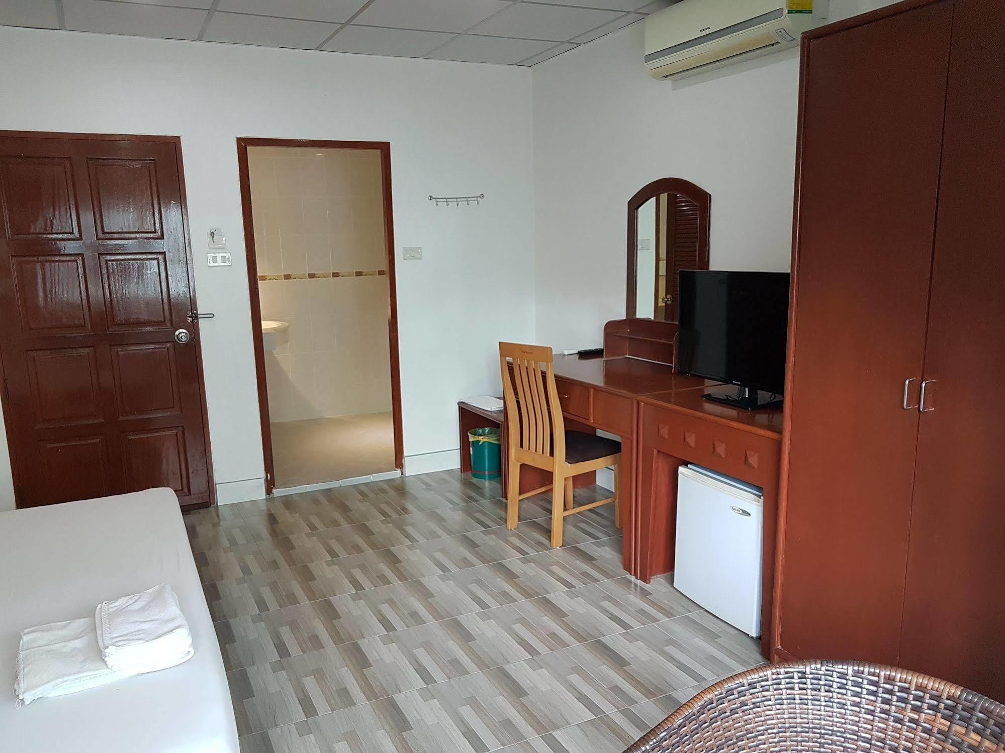فندق ويلكم إن كارون Phuket المظهر الخارجي الصورة