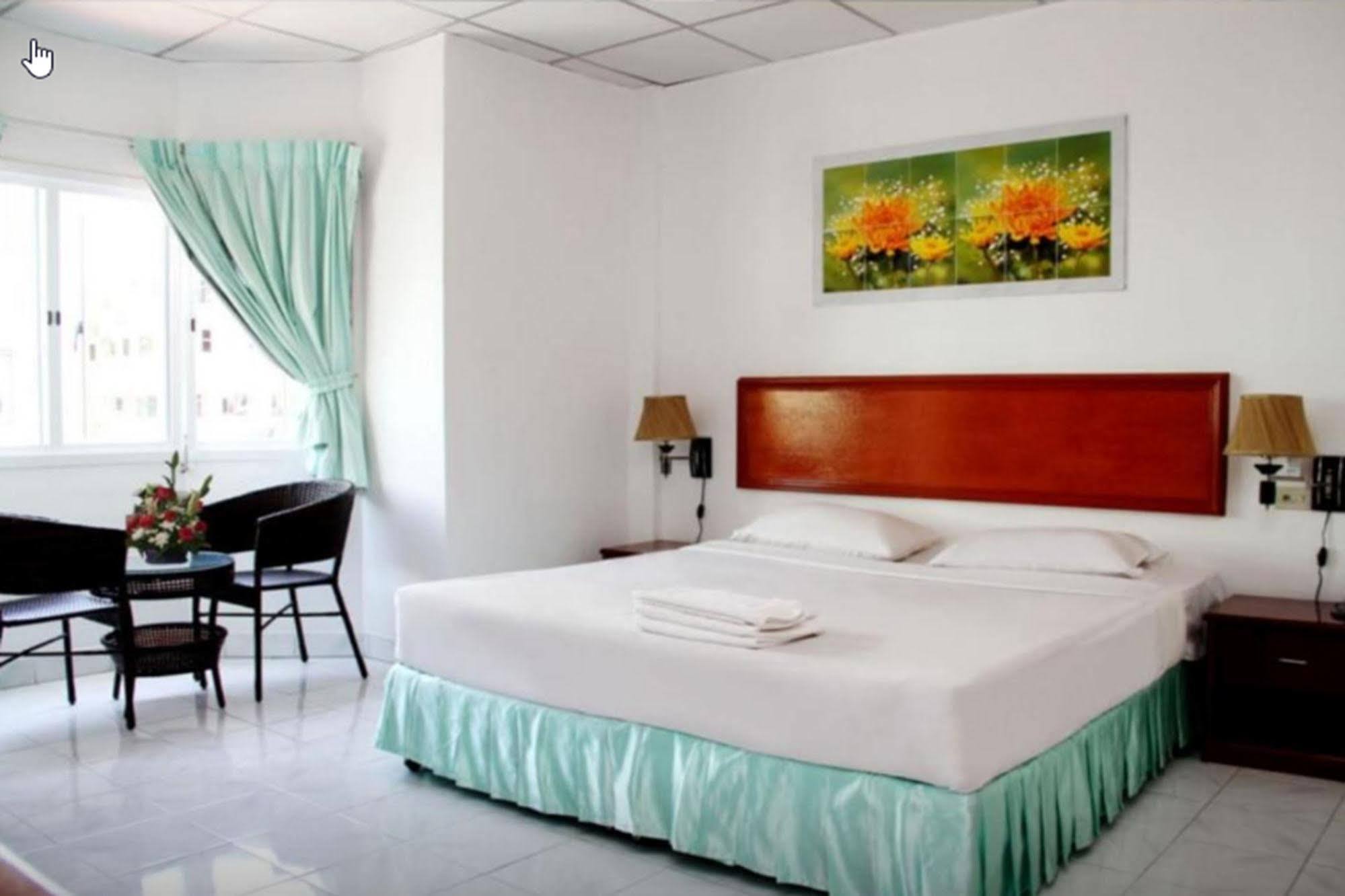 فندق ويلكم إن كارون Phuket المظهر الخارجي الصورة