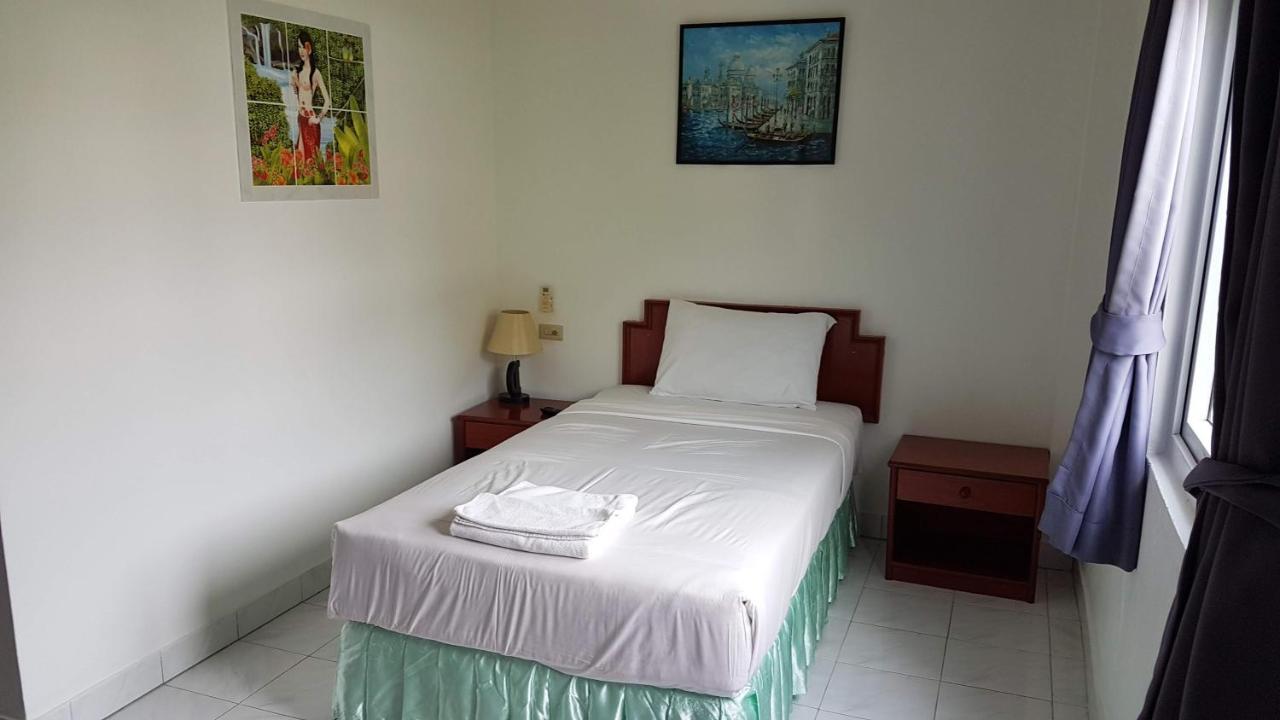 فندق ويلكم إن كارون Phuket المظهر الخارجي الصورة